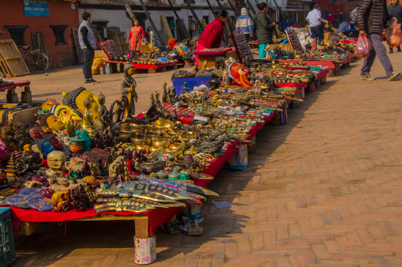Visual stories of street vendors selling handmade artefact