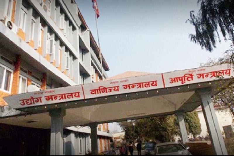 Medical shop fined for selling masks at inflated rate
