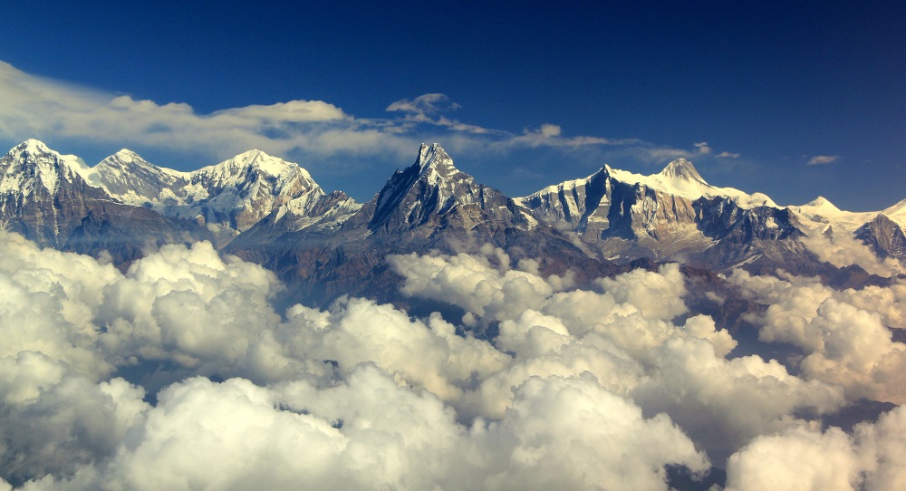 Police person scales Mt Everest