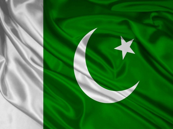 Pakistan army says 7 militants killed near Afghan border