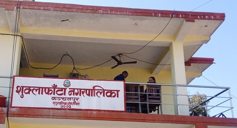 Residents of Tarapur camp are deprived of basic services