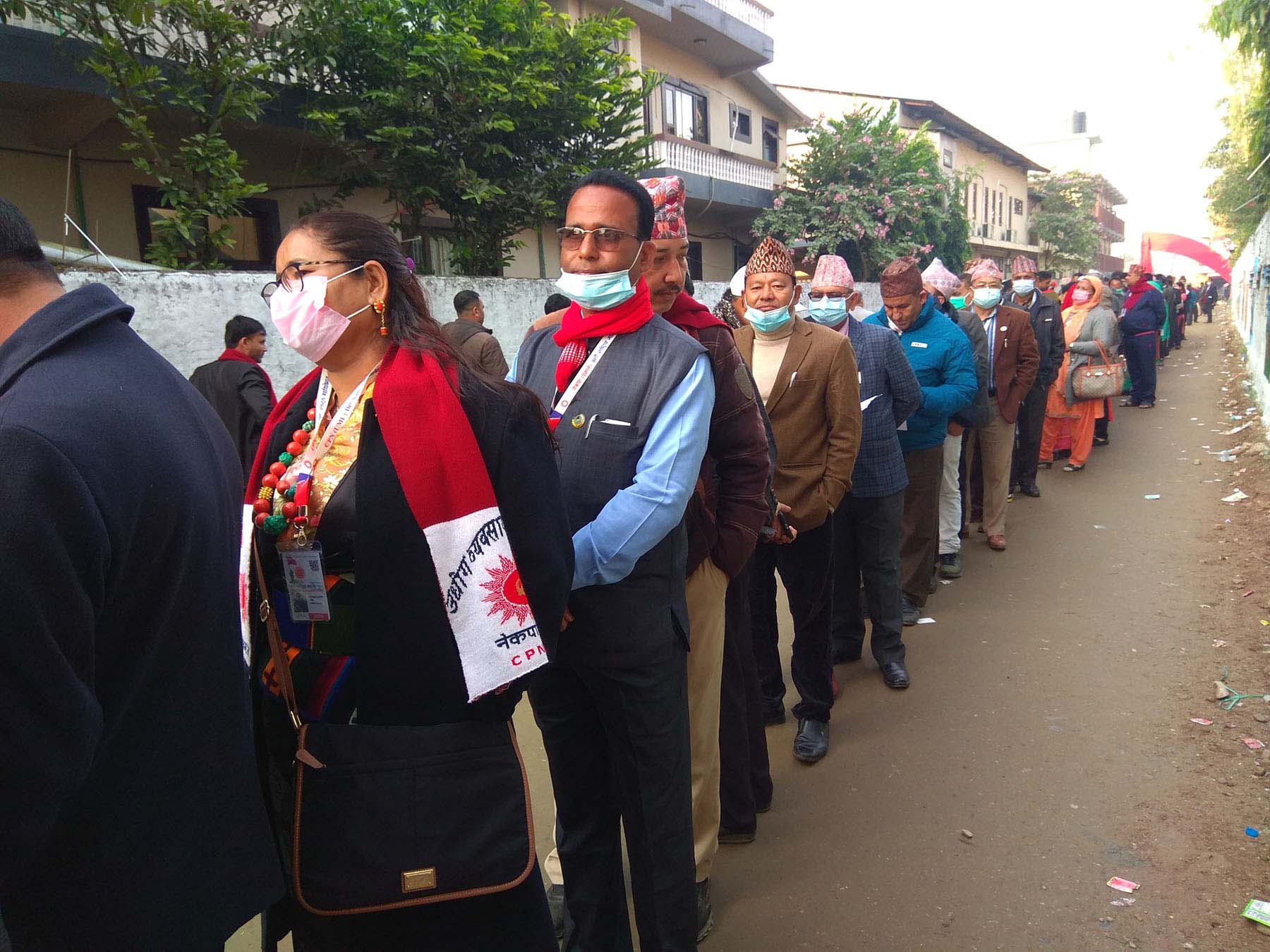 UML: Voting began at 4:00am