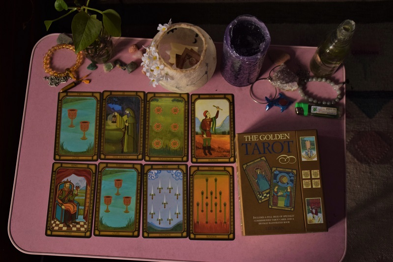 Tarot reading guides path through difficult circumstances in life