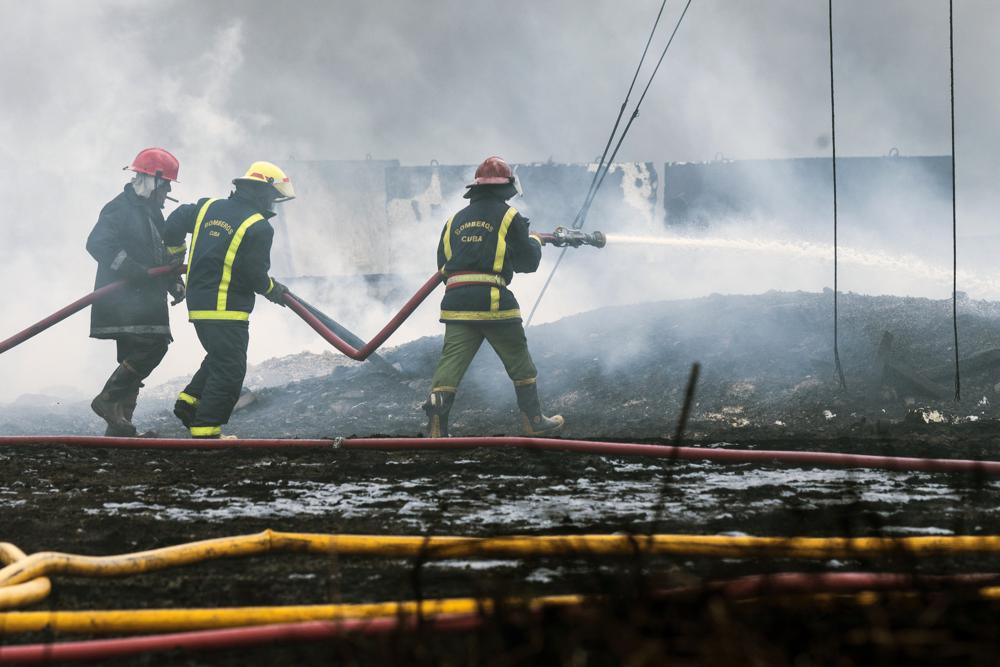 Firefighters subdue deadly blaze at key oil facility in Cuba