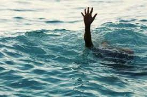 Three children drowned while swimming