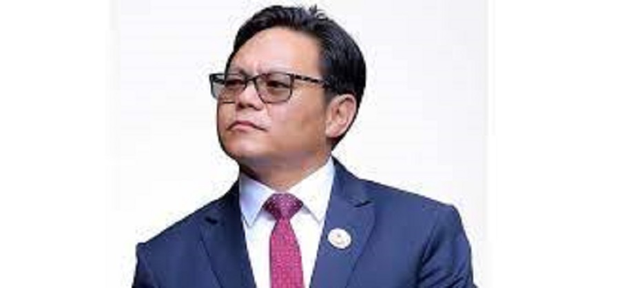 British ambassador calls on Minister Kirati