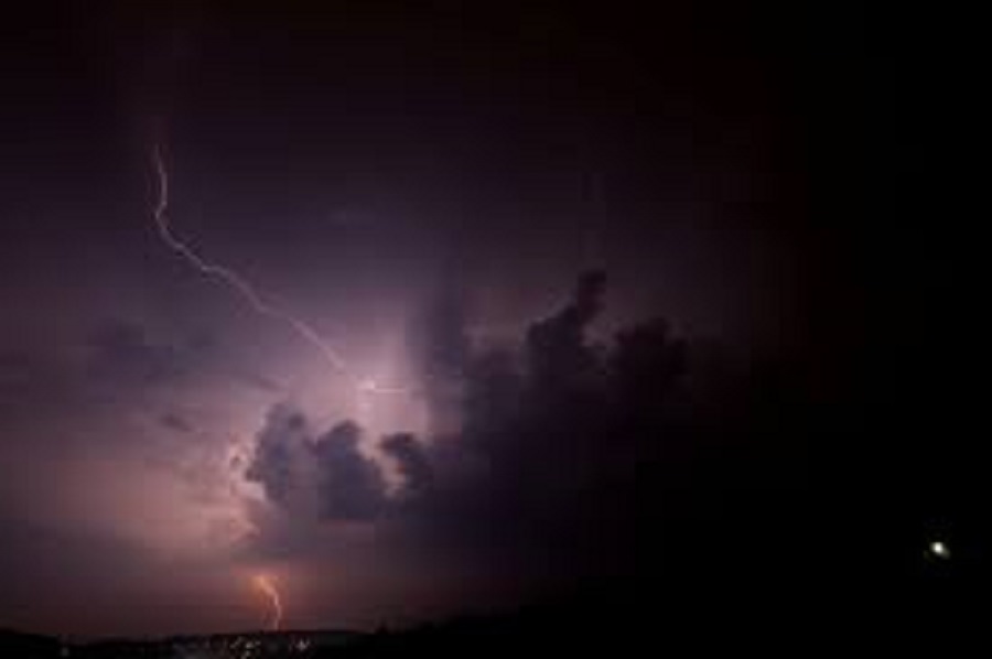 Rain coupled with thunder, lightning forecast