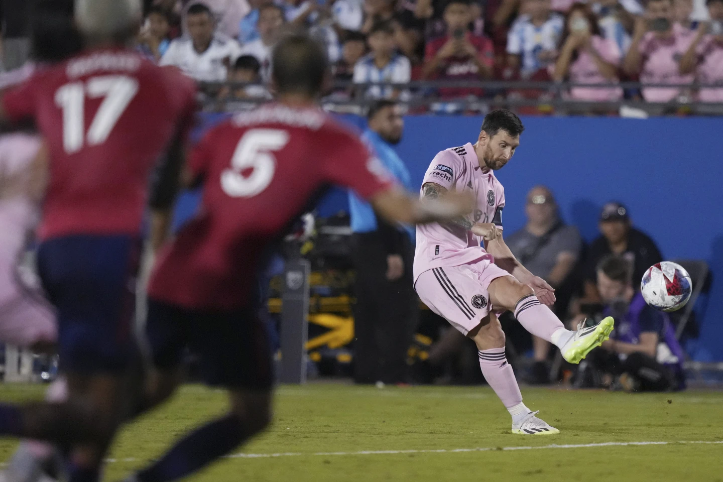 Messi fires Inter Miami into Leagues Cup quarterfinals