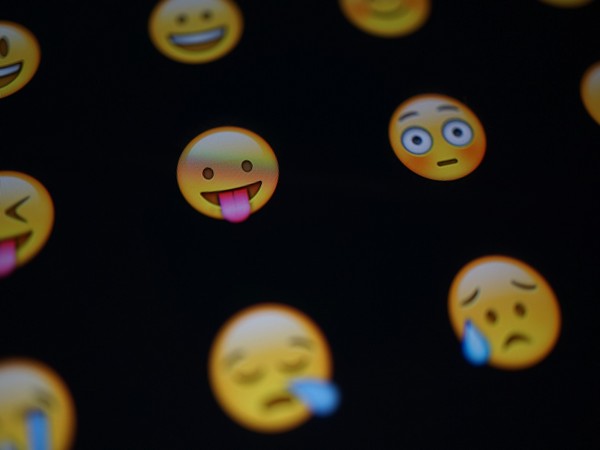 Study examines how we understand emojis