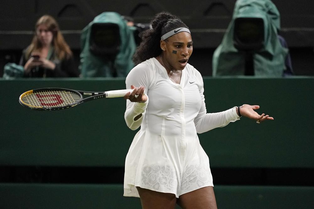 Serena loses at Wimbledon in 1st match in a year
