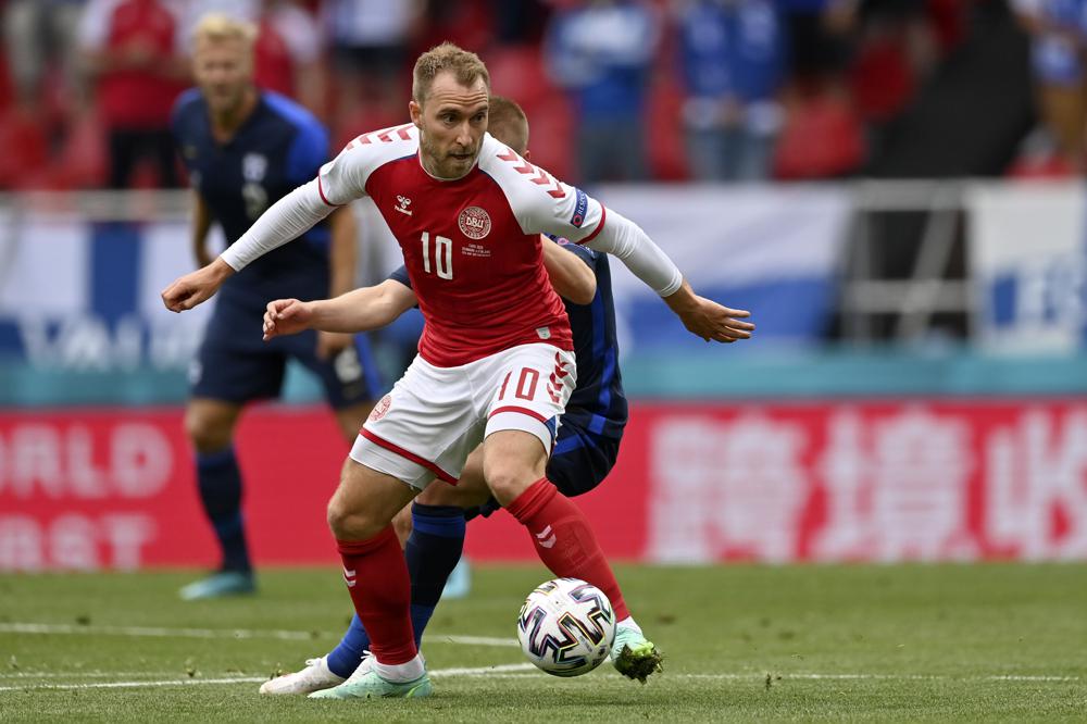 Eriksen sends message to teammates at Euro 2020