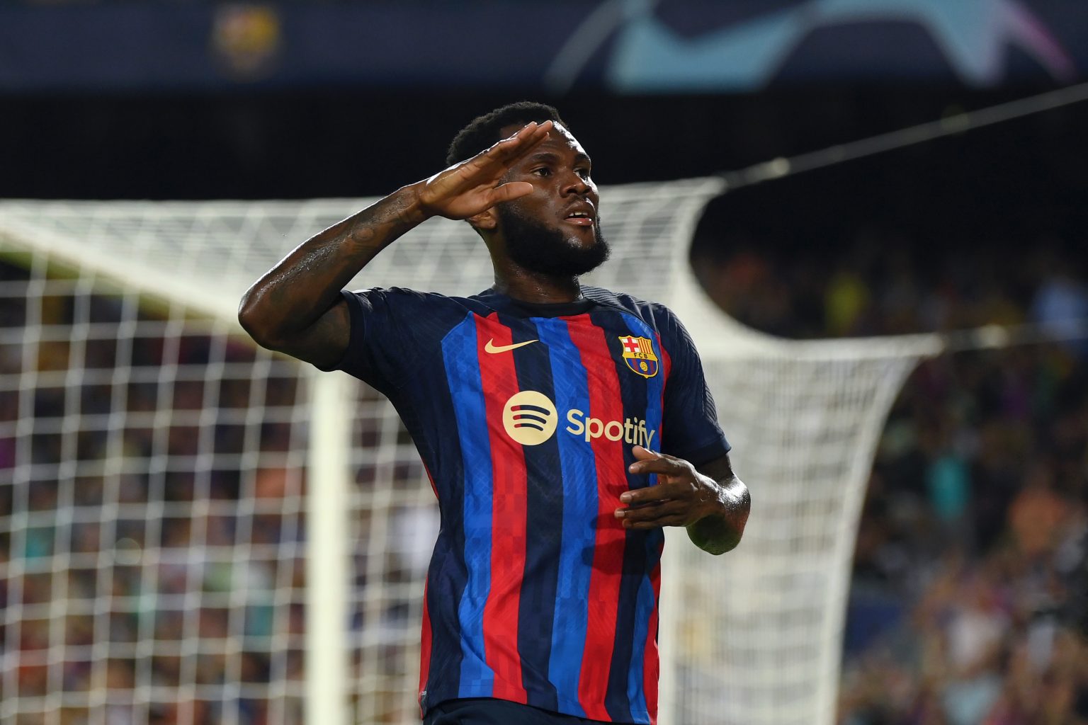 Kessie leaves Barca to join Al-Ahli