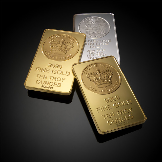 Gold price falls by Rs 2,000 per tola