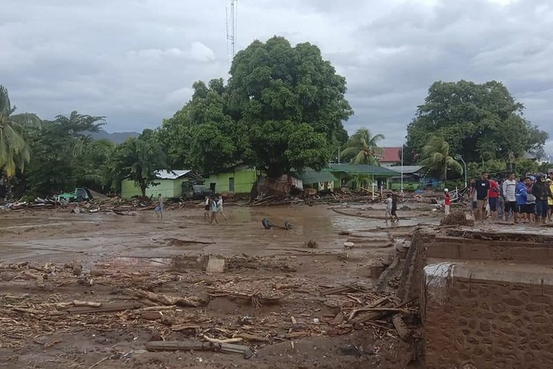 Heavy rains trigger landslide, floods in Indonesia; 23 dead