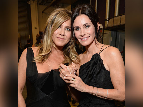 Jennifer Aniston wished her friend Courteney Cox on her birthday