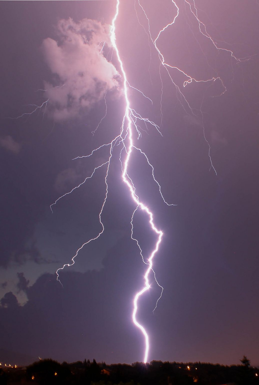 International Lightning Conference Set for Tomorrow