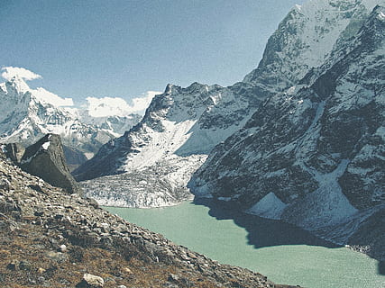 Emphasis laid on lessening impacts of climate change in mountainous region
