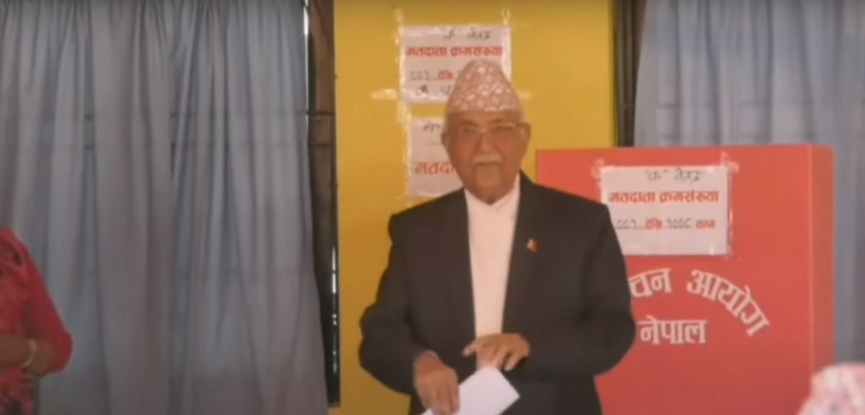 UML Chairman, Oli votes