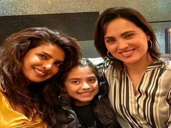 Chopra celebrates 21 years of friendship with Lara