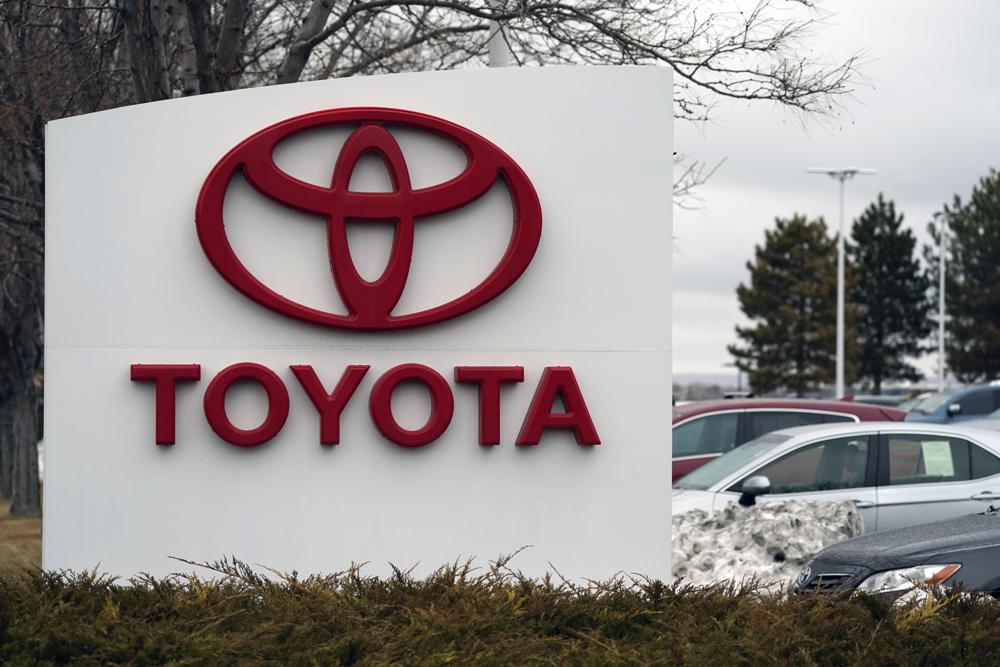 Toyota apologizes for suicide after overwork, harassment