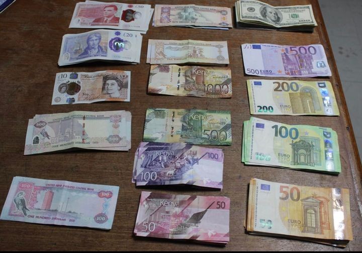 Indian citizens arrested with foreign currency