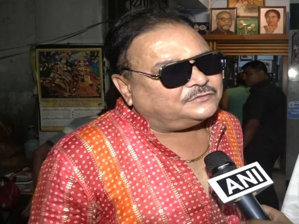 Madan taunts councilors in public meeting