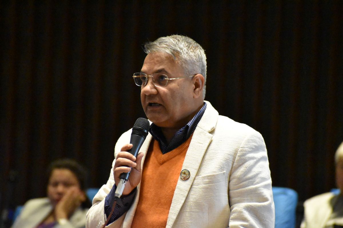 Lawmaker urges govt to prepare report on US assistance