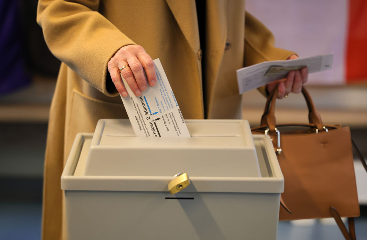 Germany kicks off federal election