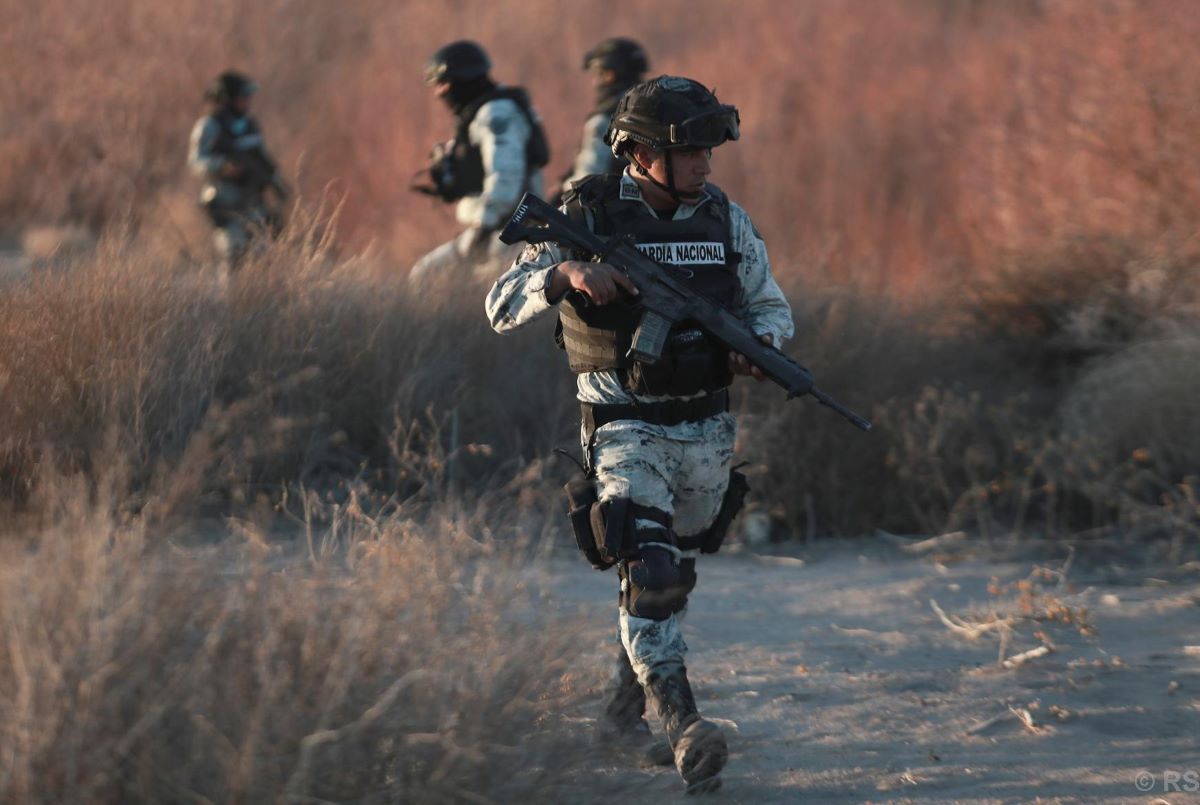 Mexico deploys the first of 10,000 National Guard troops to US border after Trump’s tariff threat