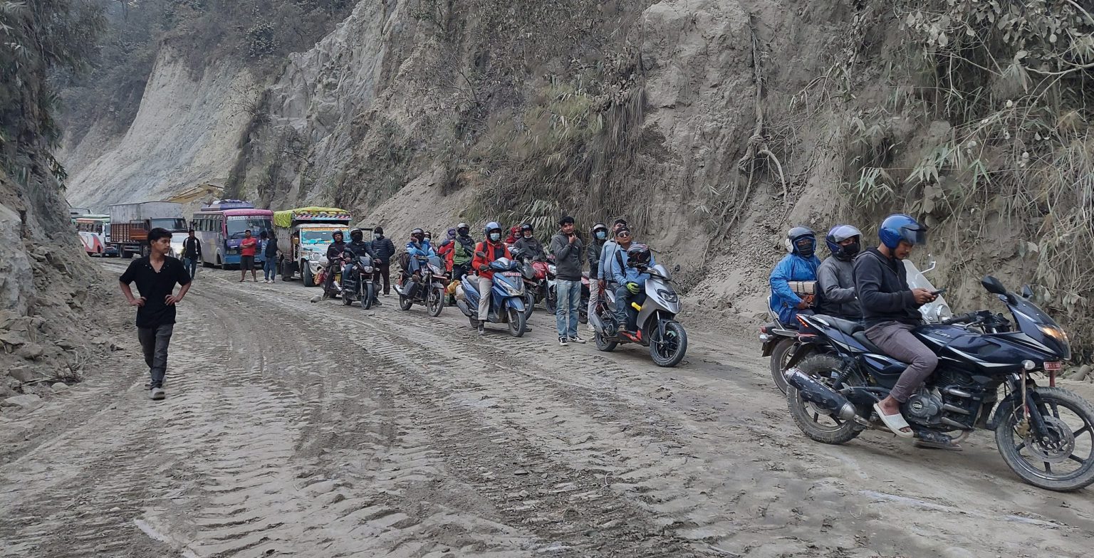 Commute through Daunne road stretch suffocating with sluggish expansion works
