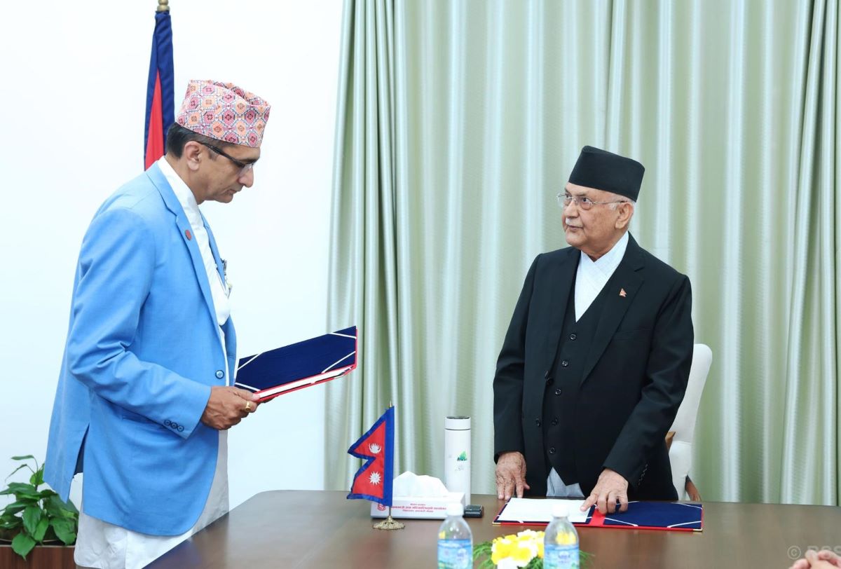 Newly appointed KU VC takes oath