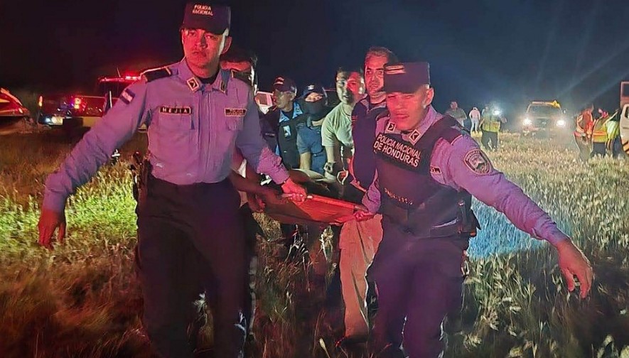 Small plane crash off Honduran island kills at least 7