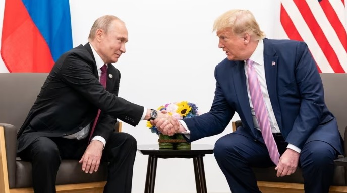 Trump Says He Will Talk to Putin on Tuesday to Discuss Ukraine