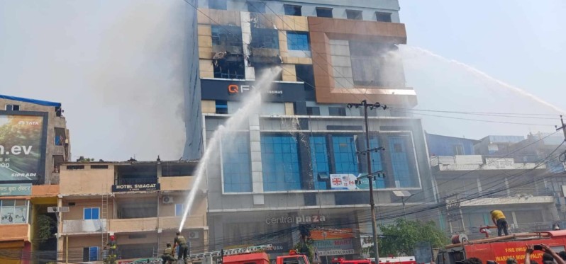 Fire breaks out at Centre Plaza in Itahari, helicopter dispatched for rescue