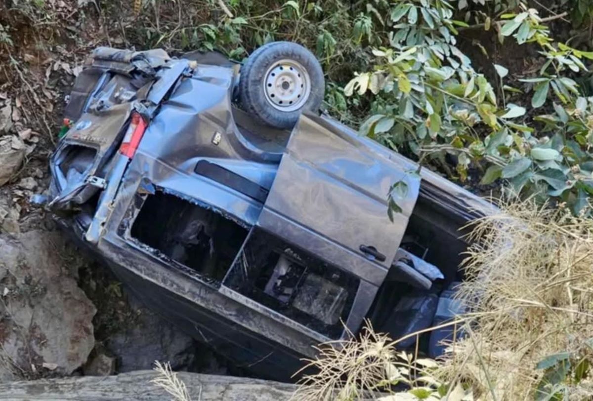 One killed, 14 injured in microbus accident in Gorkha