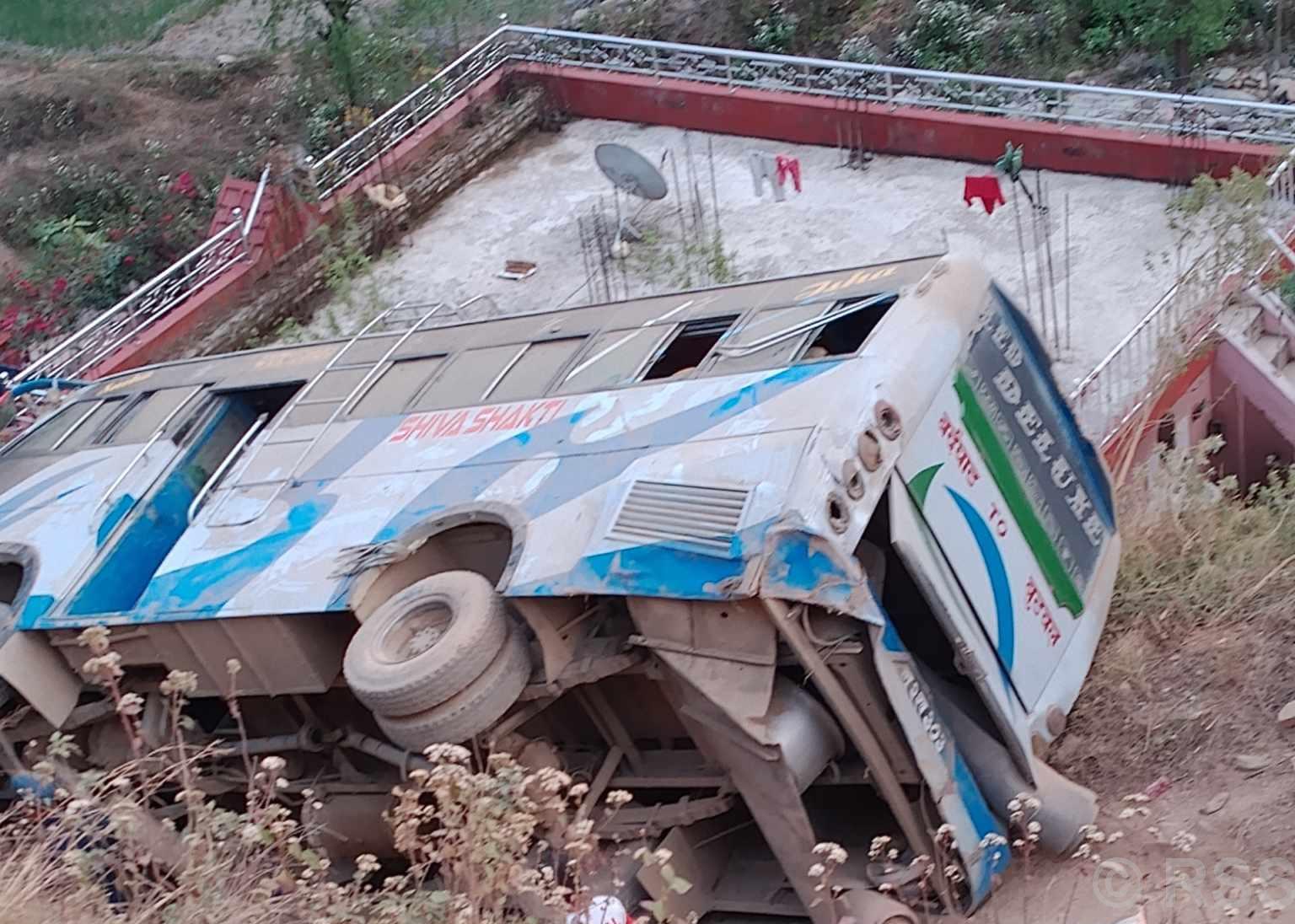 Three dead in Arghakhanchi bus accident
