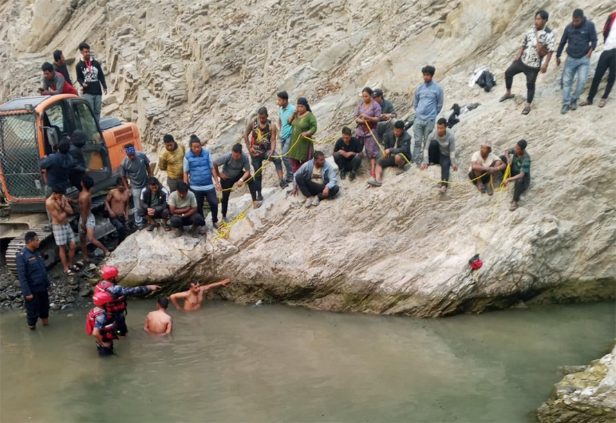Three cousins drown in Sisneri river