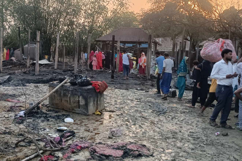 29 houses of Bengali Tole in Basantapur burnt to ashes