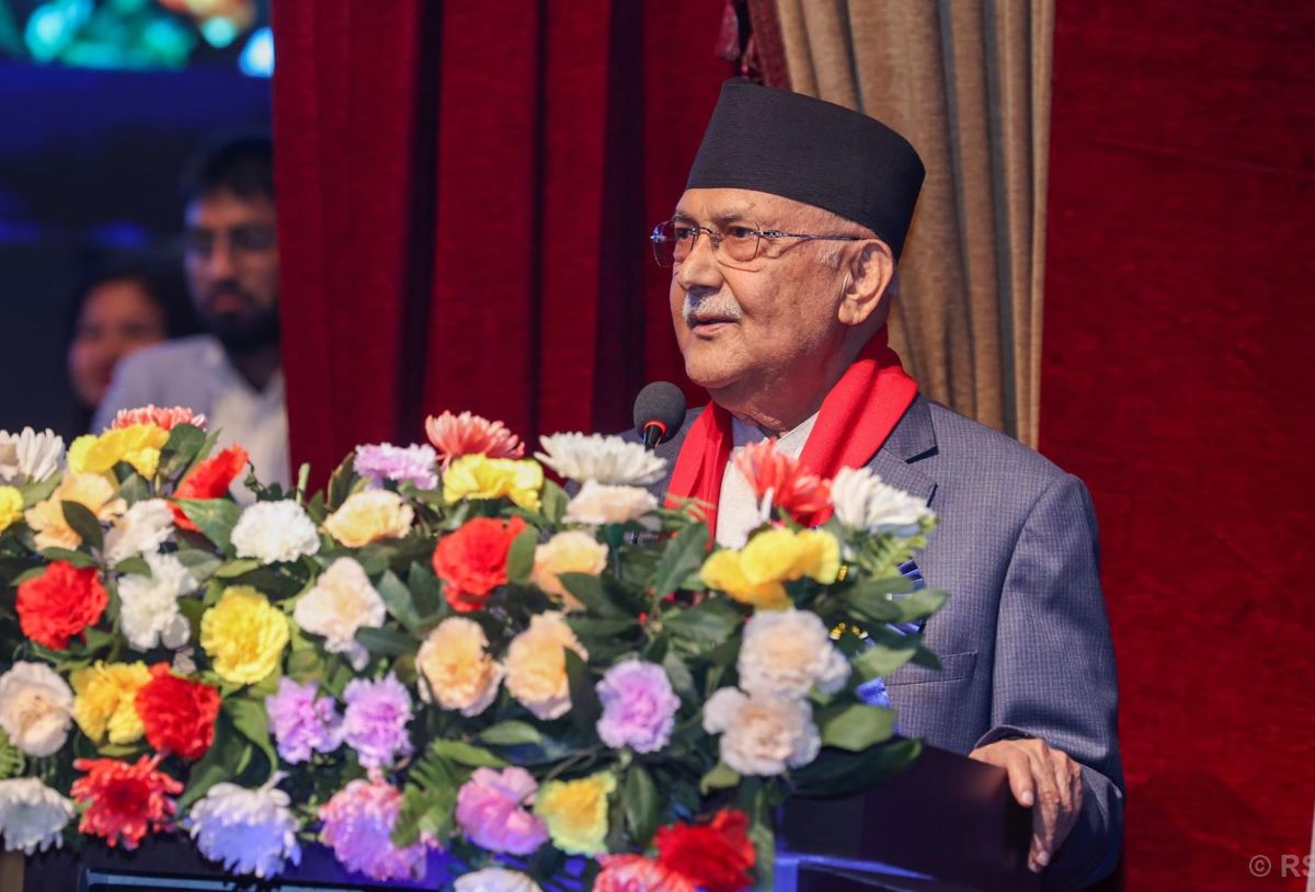 PM calls on private school to invest confidently