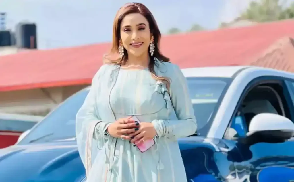 Niruta Singh Returns to Big Screen in Star-Studded Movie Mahaveer