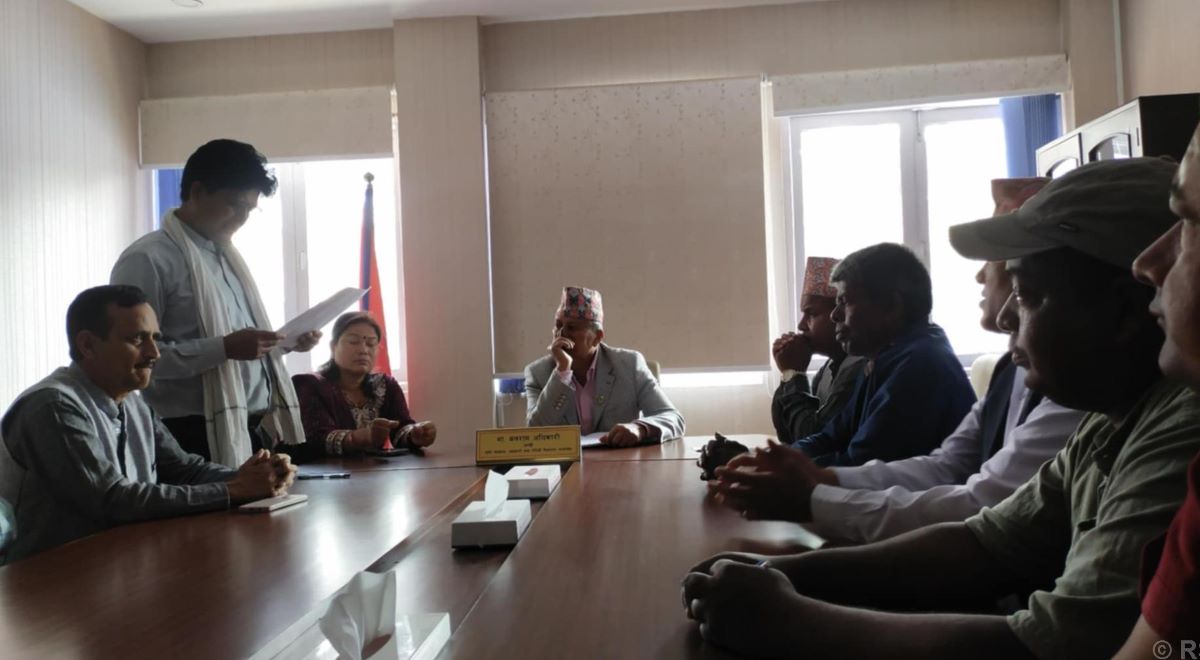 Landless citizens’ problems will be addressed soon, asserts Minister Adhikari