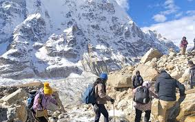 Two sick French tourists airlifted to Kathmandu