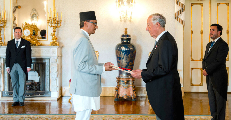 Nepal’s ambassador to Portugal presents credentials