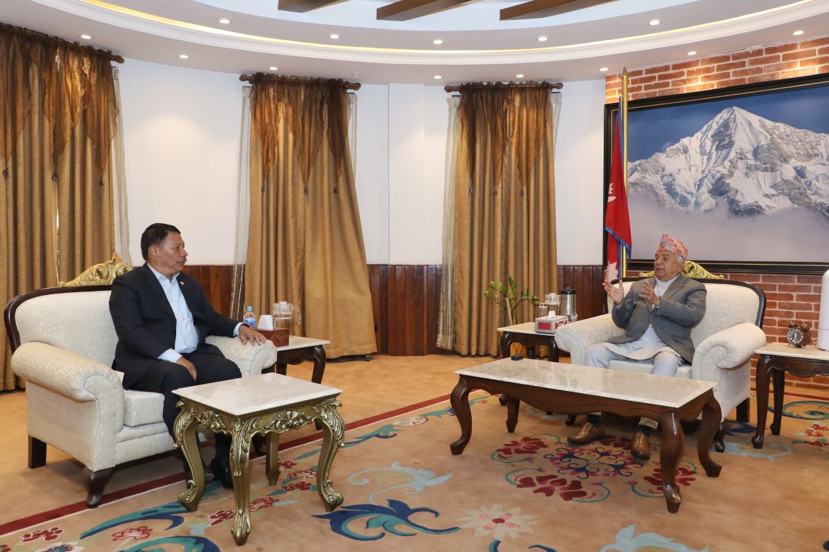 Acting PM Singh meets President Paudel in Sheetal Niwas
