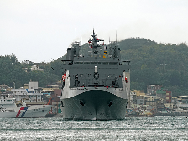 Taiwan detects 11 Chinese aircraft, 6 naval vessels near its territory