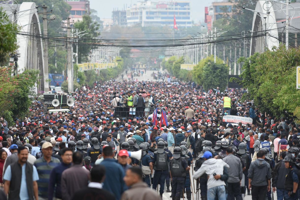Teachers end month-long protest following agreement with government
