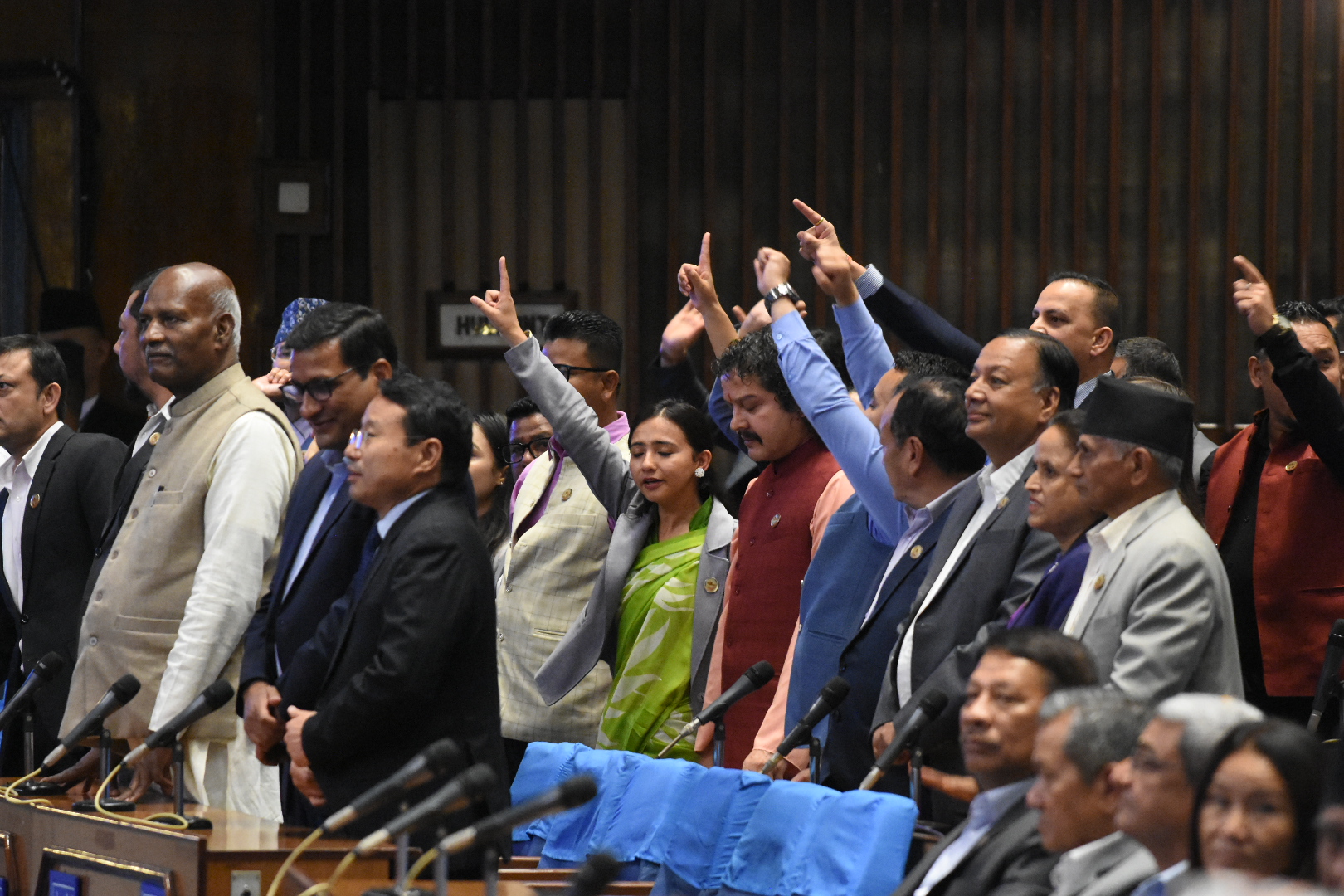 Opposition leaders unite to pressure Home Minister over visit visa scandal