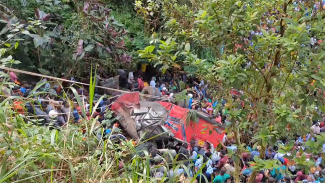 21 killed in Sri Lanka bus accident