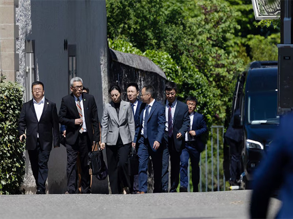 US and China hold 10-hour tariff talks in Geneva, to resume on Sunday