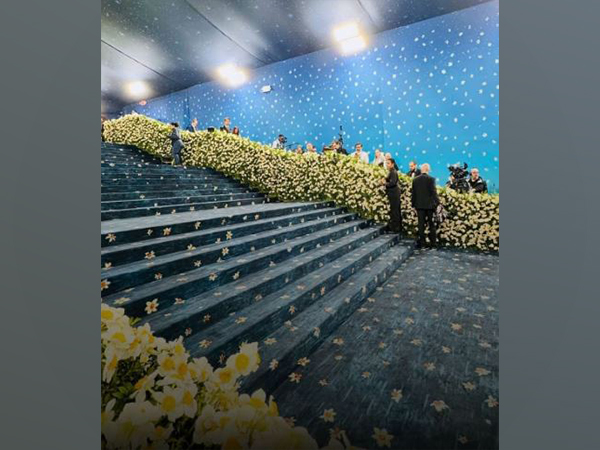 Floral blue carpet stuns at Met Gala 2025